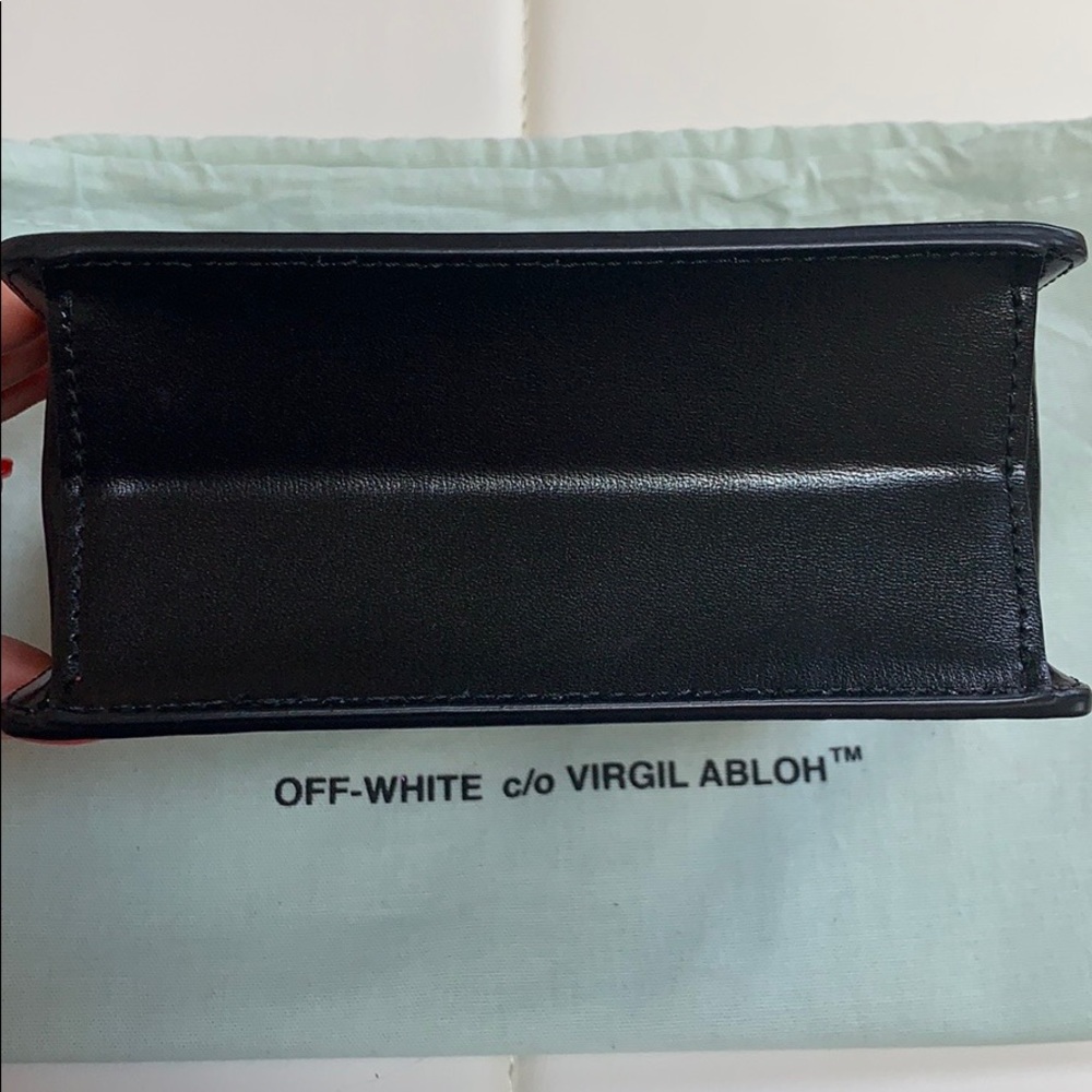 Off-White Jitney 0.7 Crossbody Belt Bag Black - Picture 12 of 13